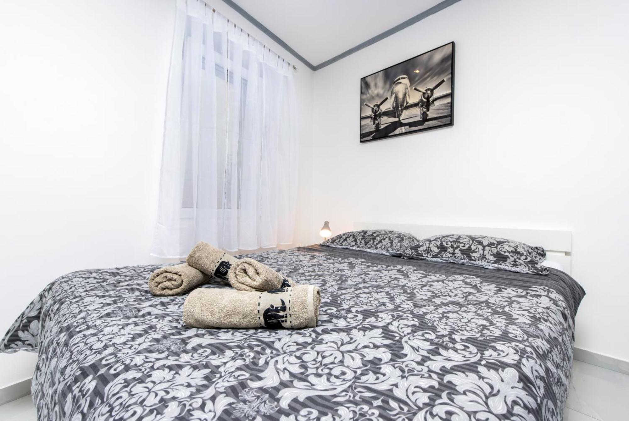 Apartment Leo روفينج المظهر الخارجي الصورة